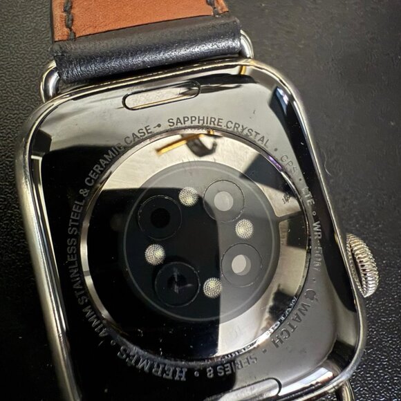 APPLE WATCH HERMÈS SERIES 8 Noir Swift Leather Gourmette Metal Double Tour - Picture 6 of 16